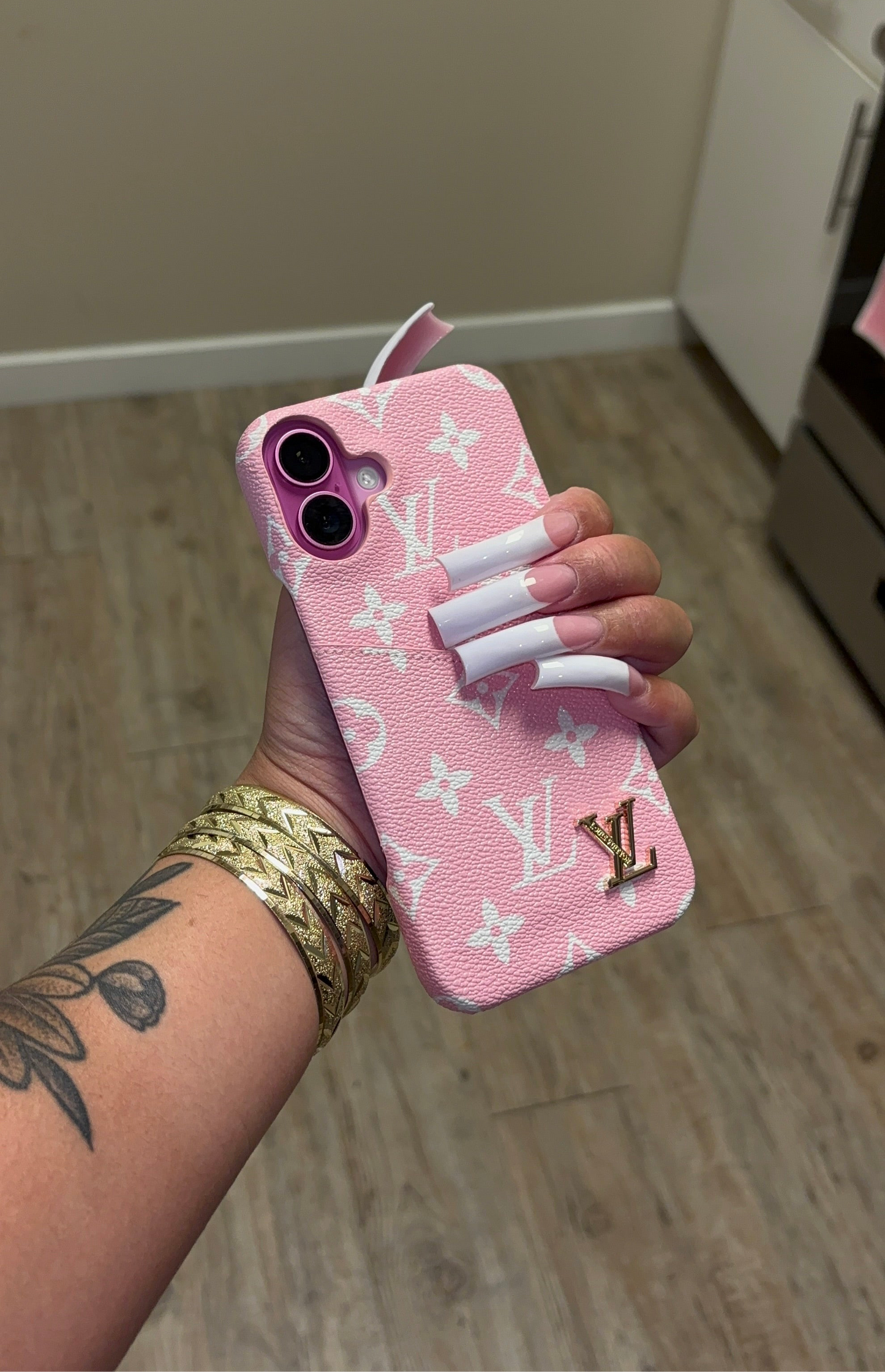 PINK LV CASE