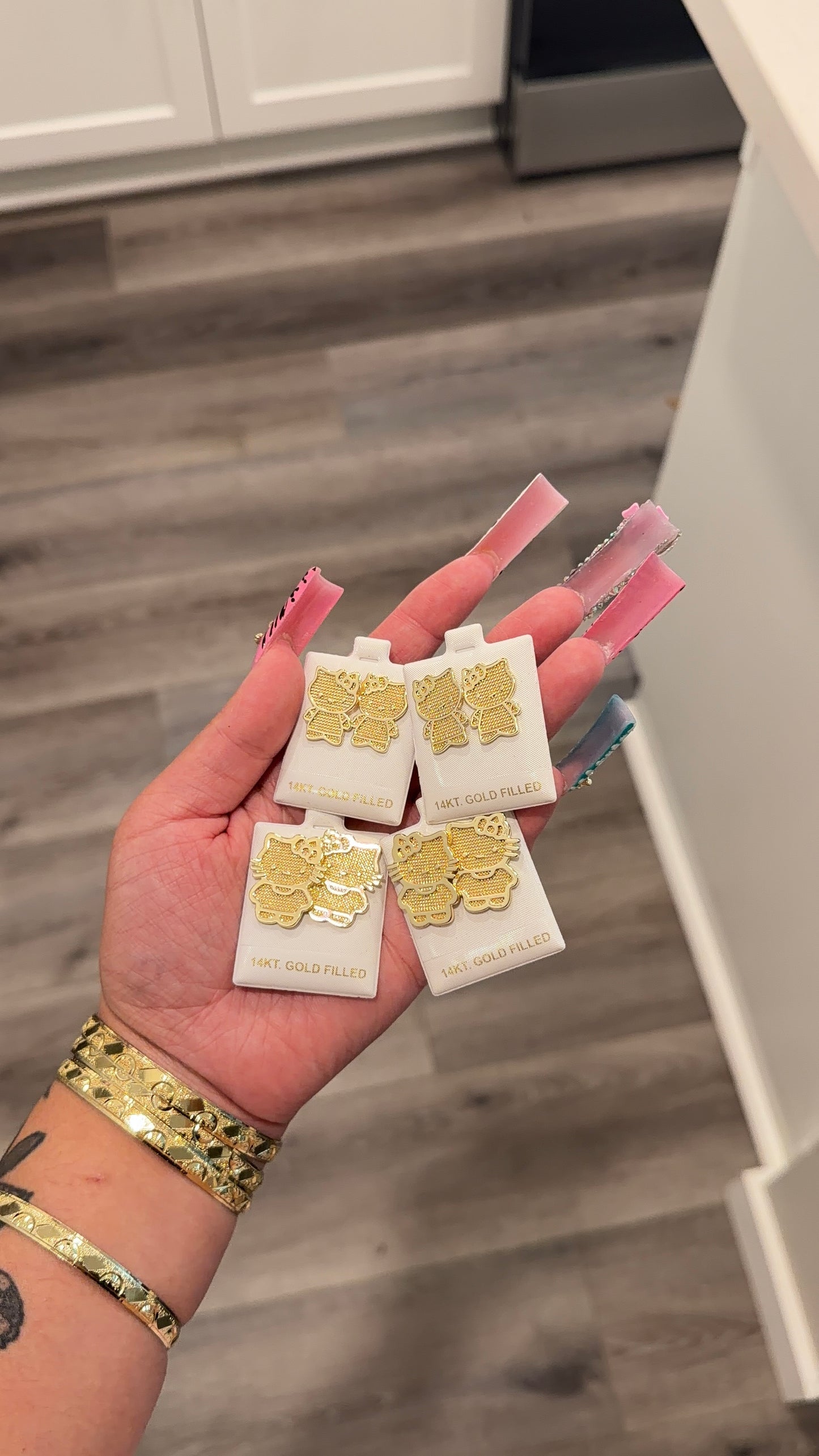 Jumbo FB HK Studs