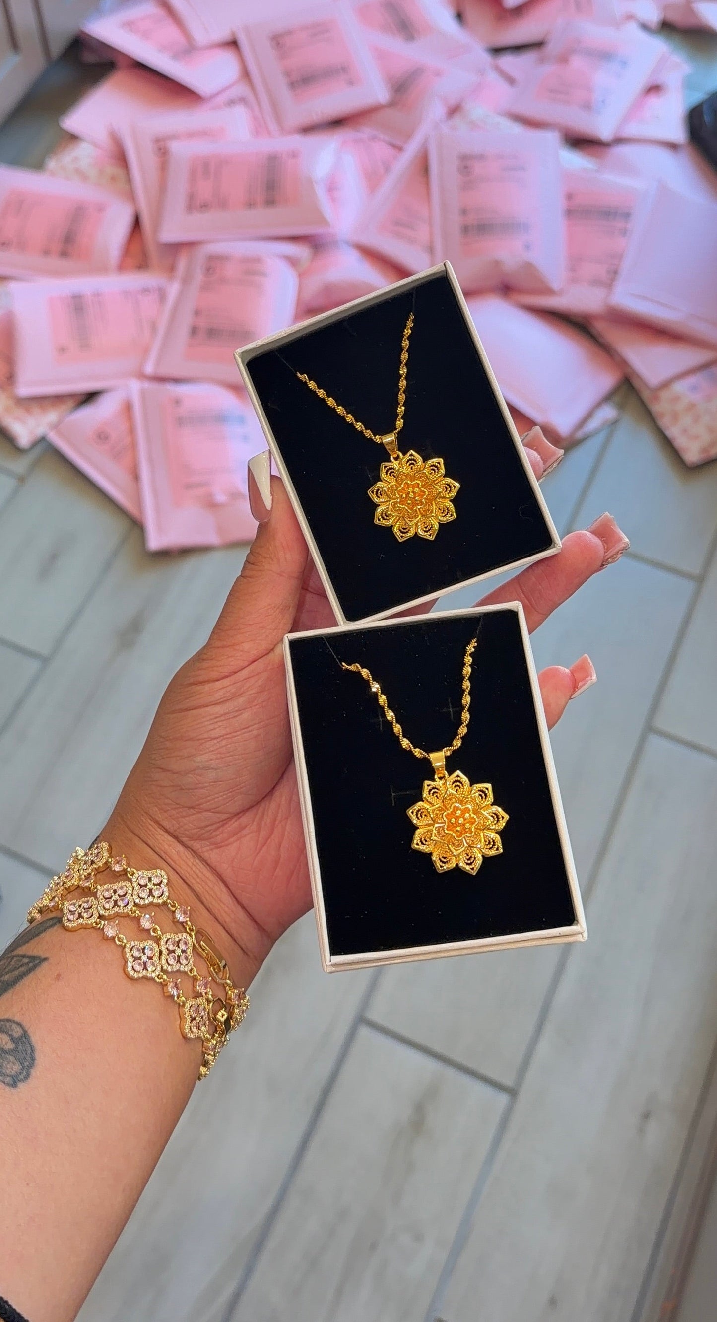 24K flower necklace