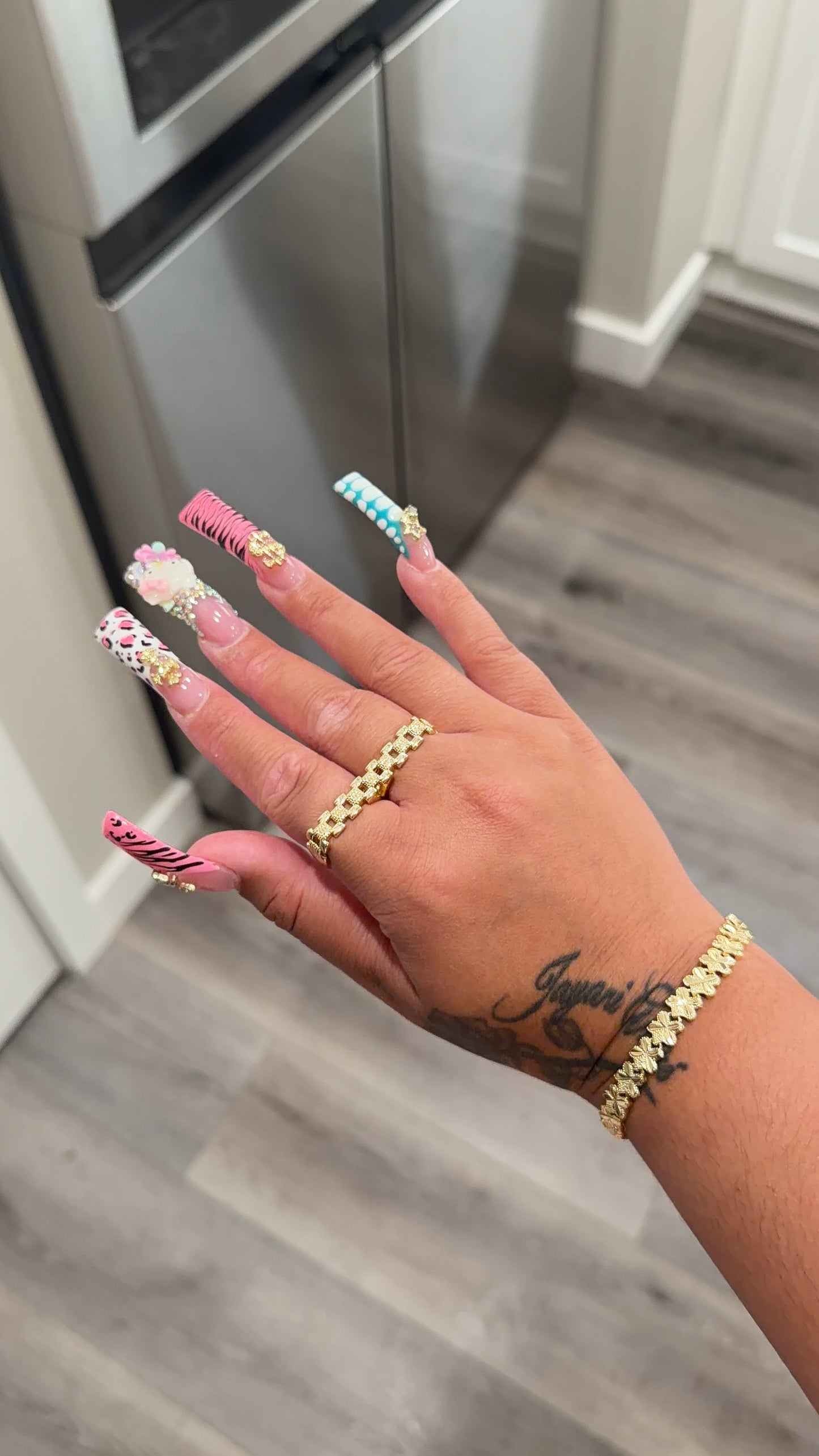 Rollie bar ring
