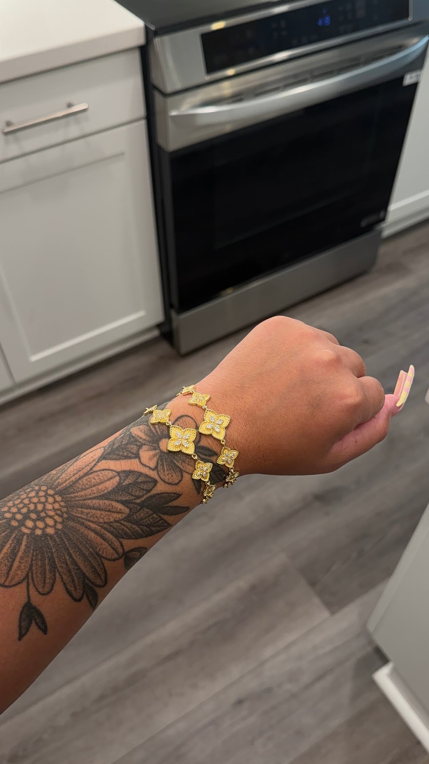 Classy Clover Bracelet