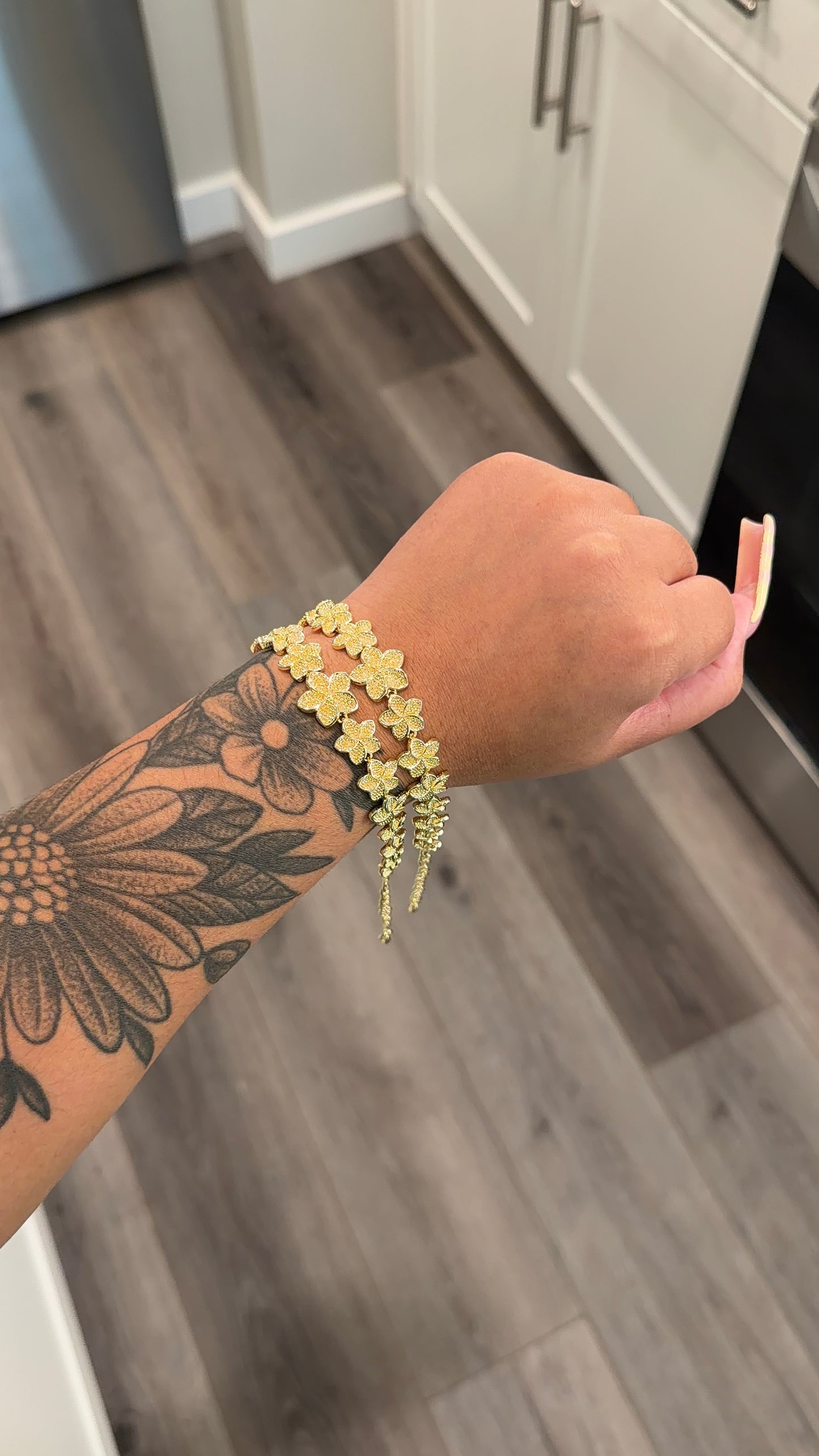 Flower bracelet
