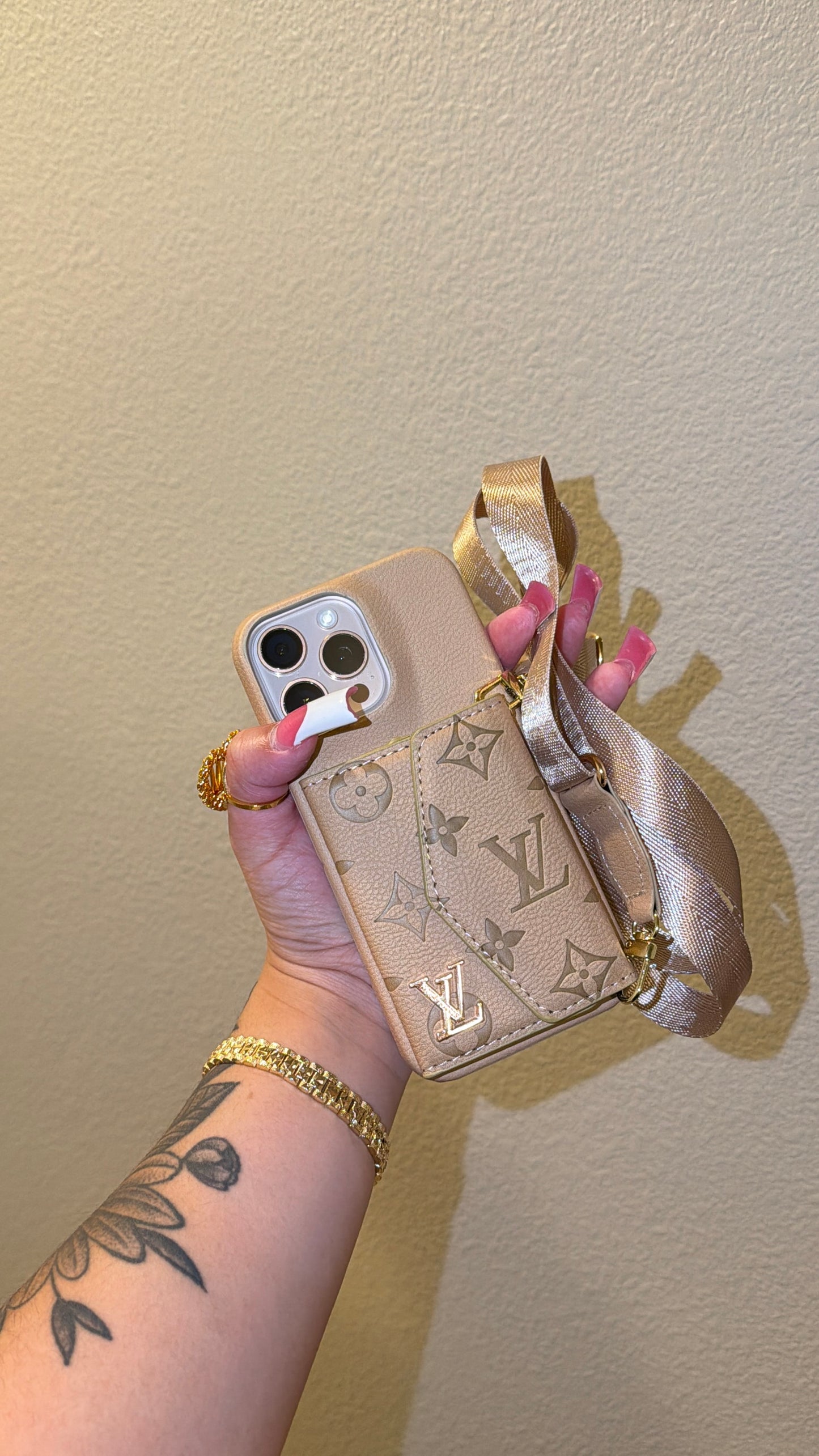 LV STRAP/WALLET CASE