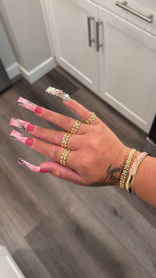Designed Band Ring