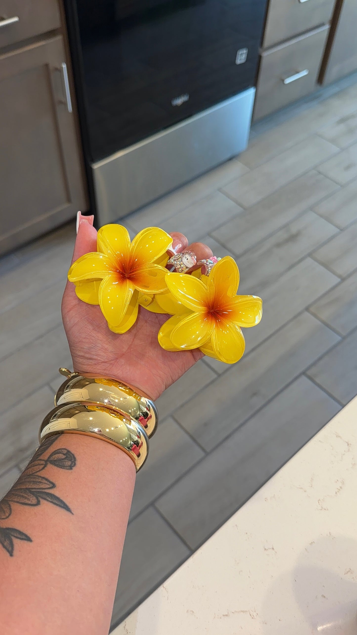 Plumeria flower clips