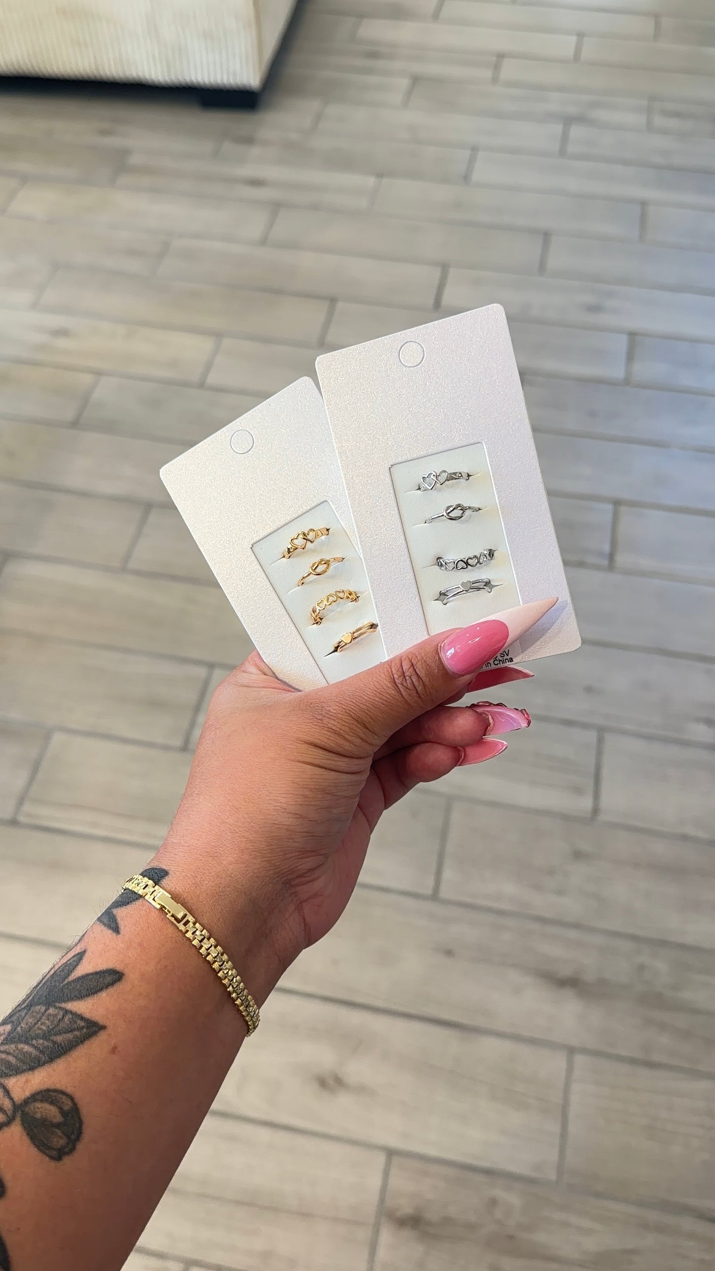 Toe rings (pack of 4)
