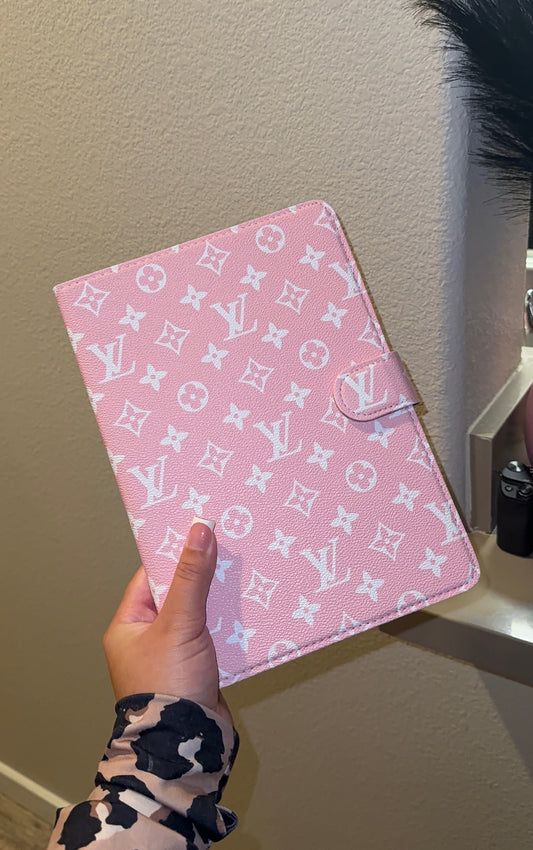 PINK/WHITE LV IPAD CASE