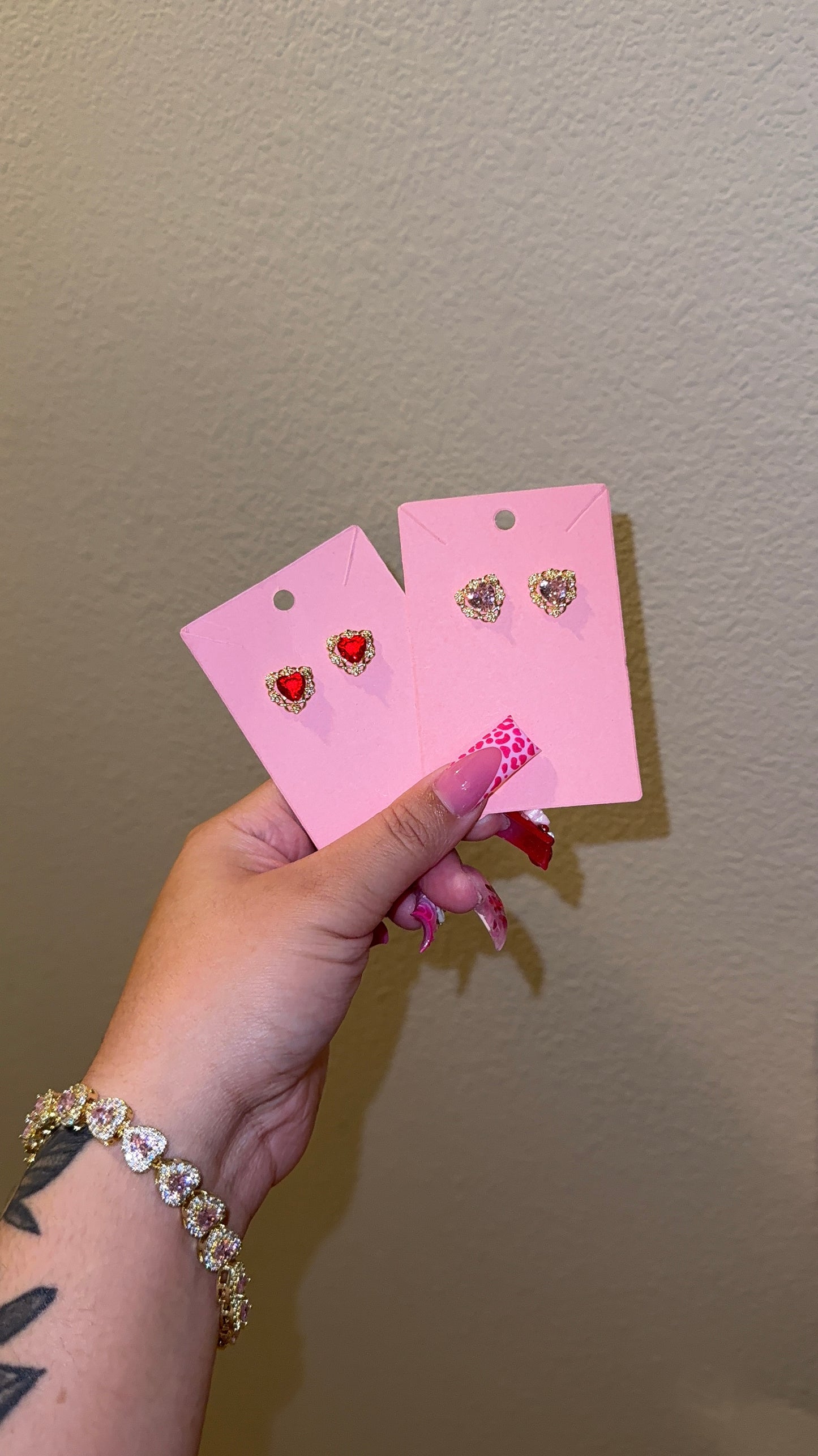 PRINCESS HEART STUDS