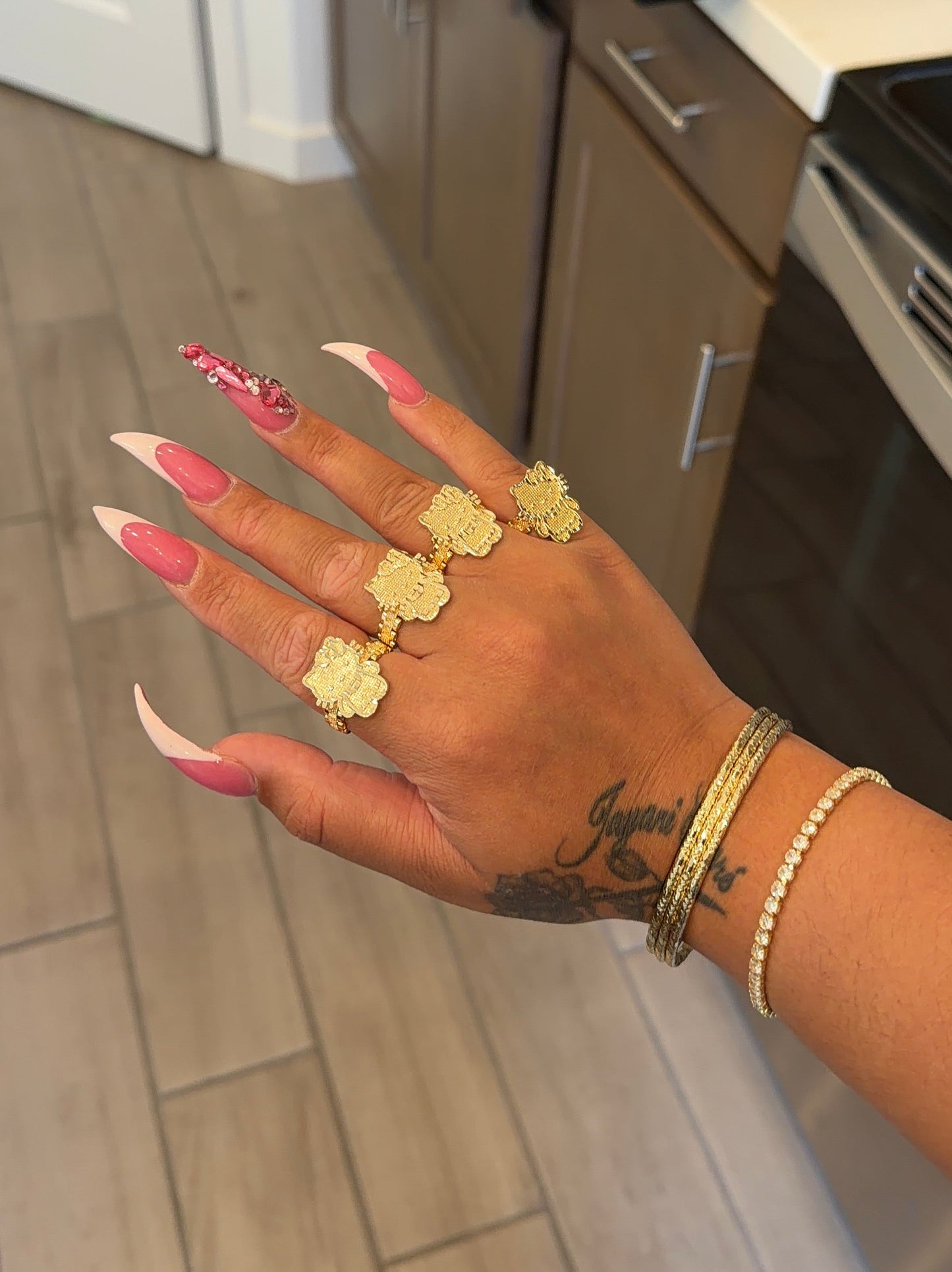 FB HK RING