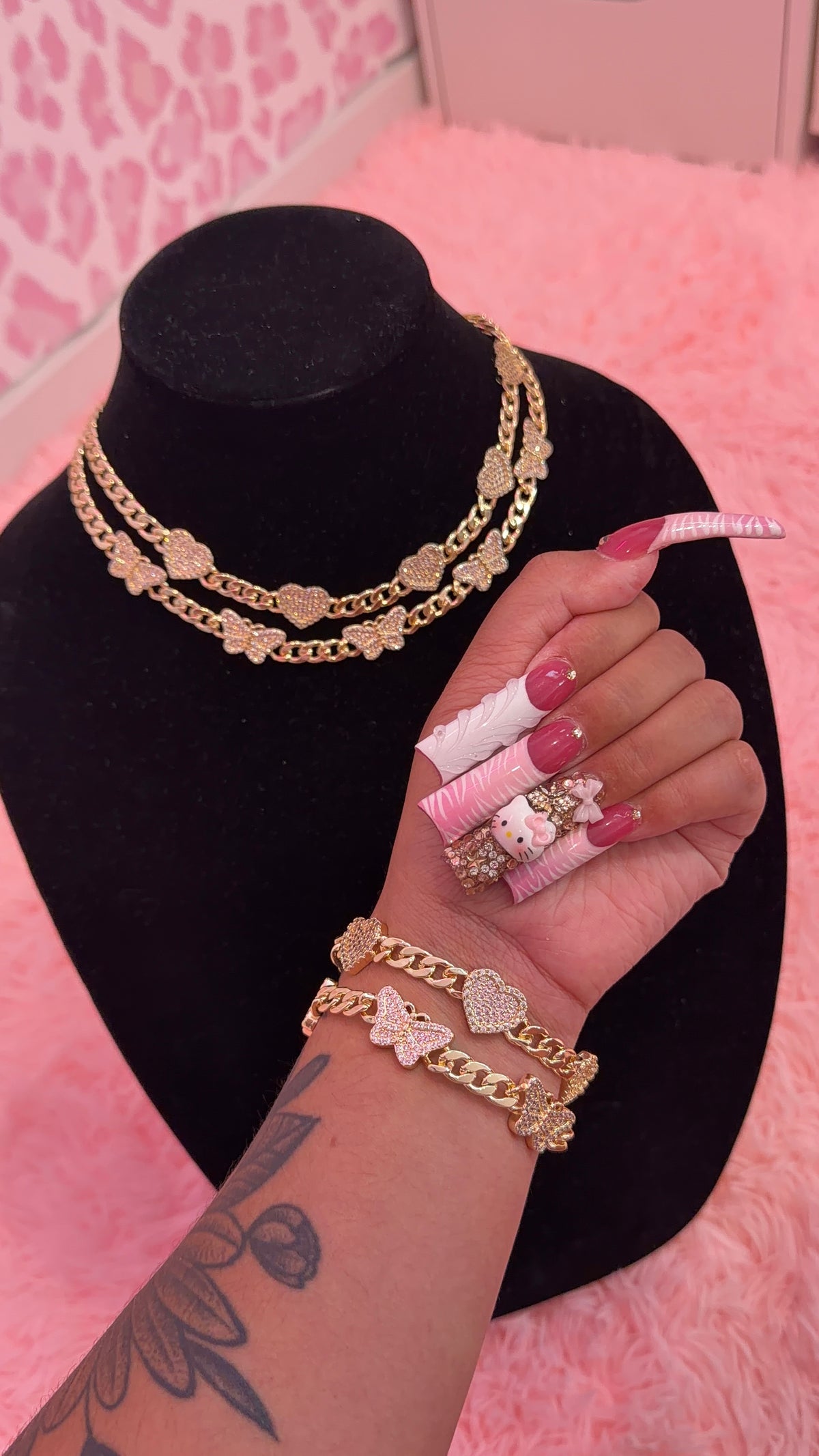 Pink hrts/butterfly BRACELET