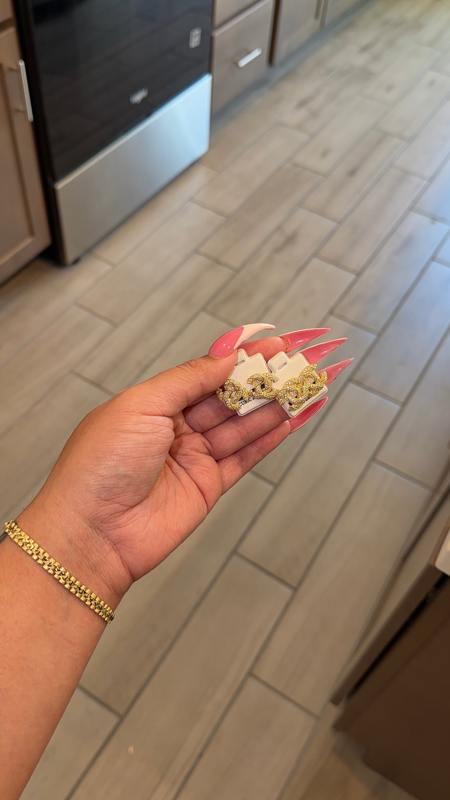 New Chunky CC Studs