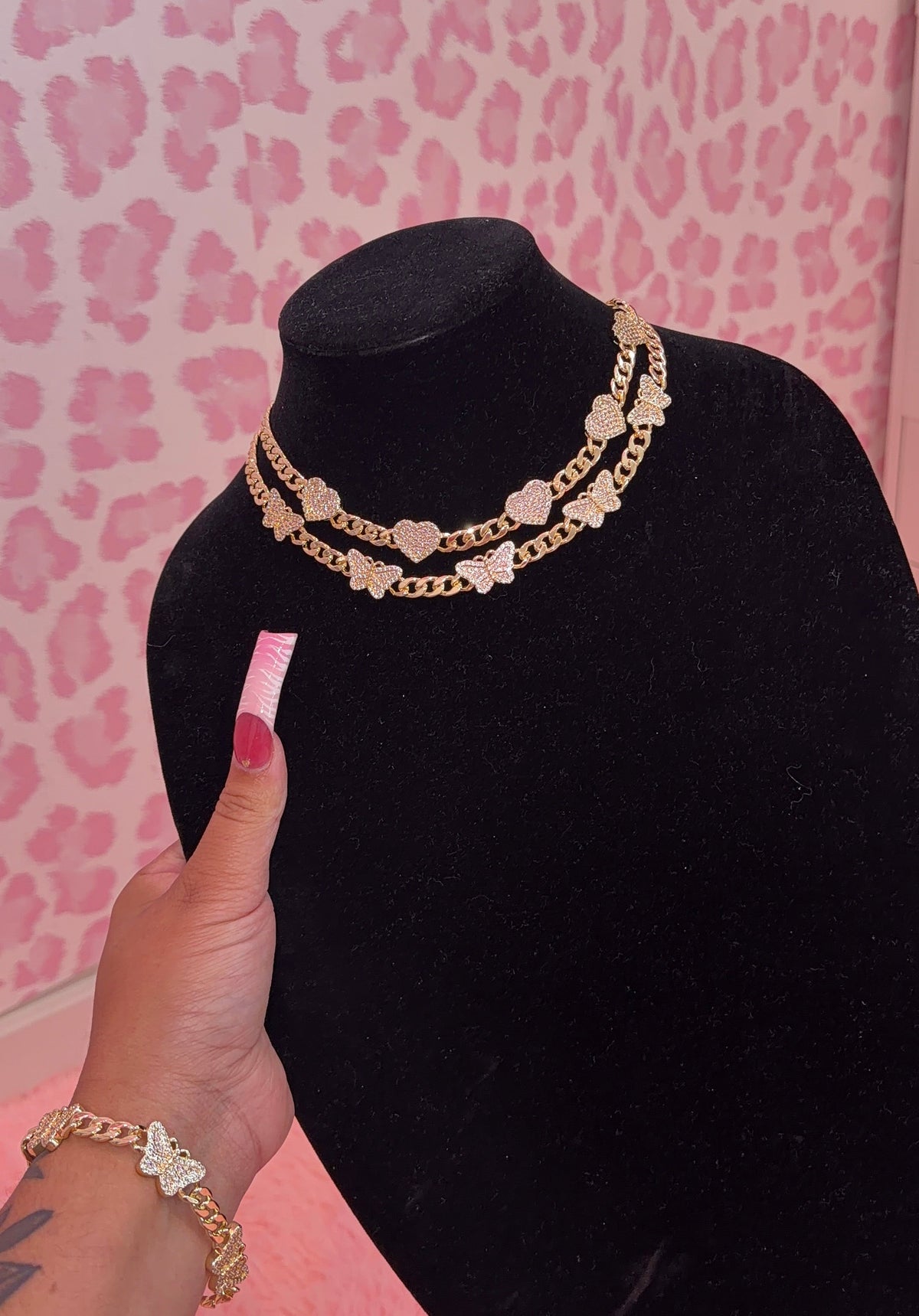 Pink hrts/butterfly chains