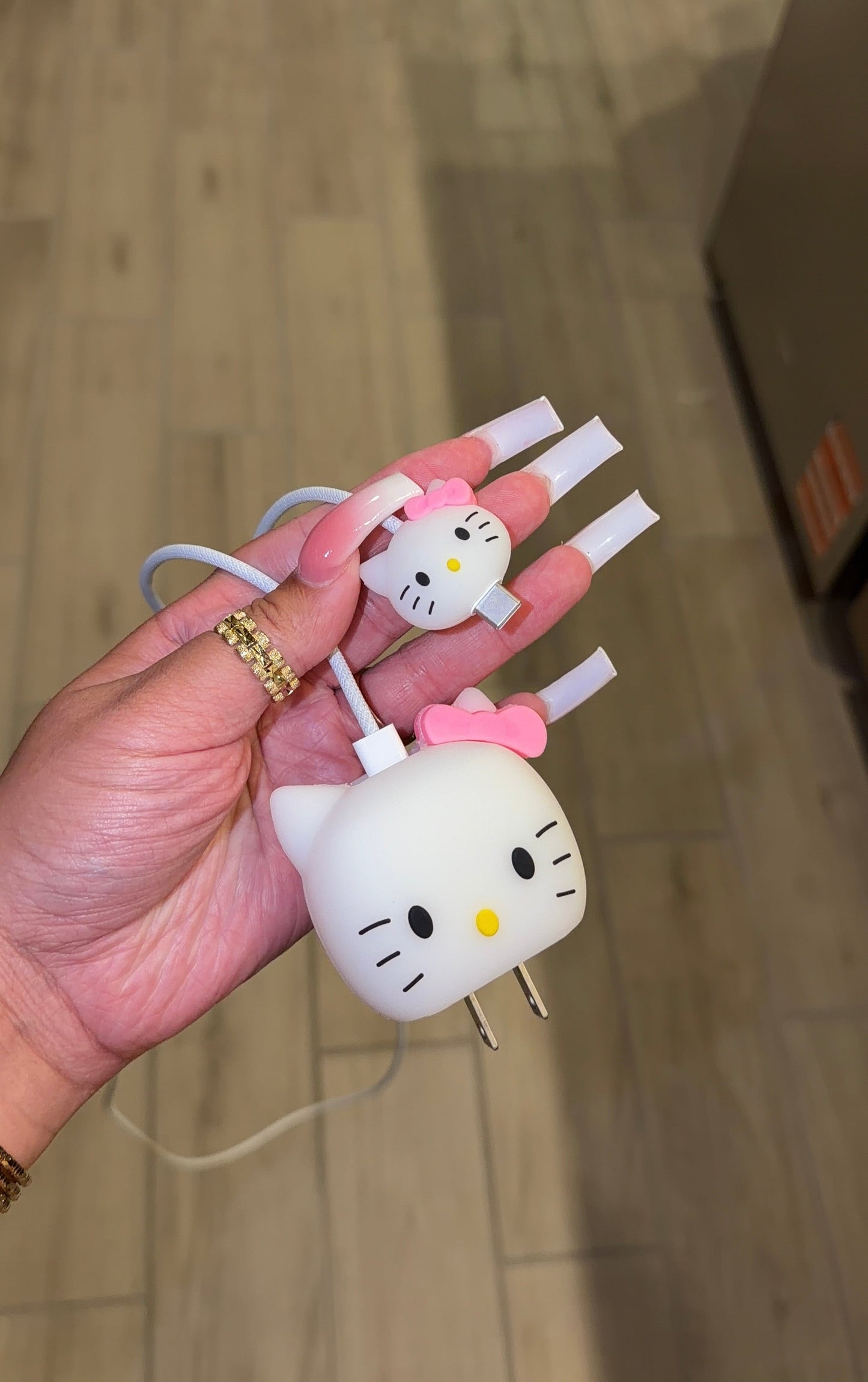 HK Charger Case