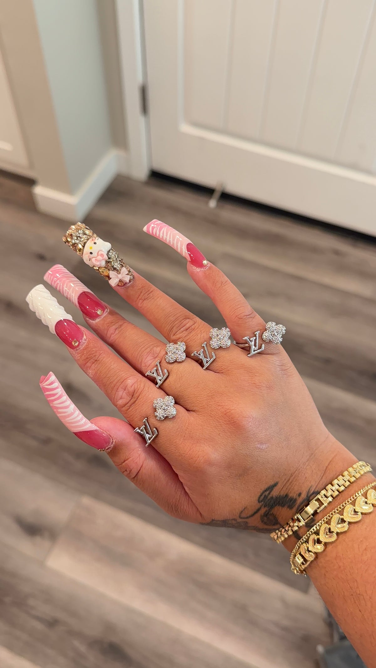 LV Adjustable Ring